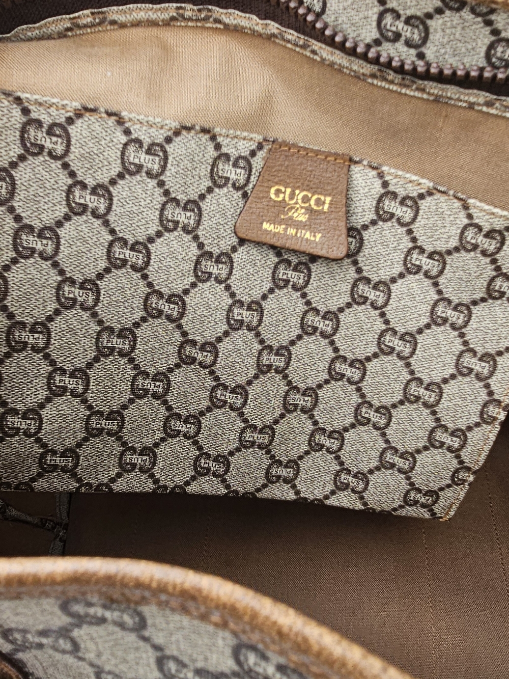 GUCCI PLUS GG Monogram Coated Leather Shoulder Tote Bag With COA - Picture 9 of 16
